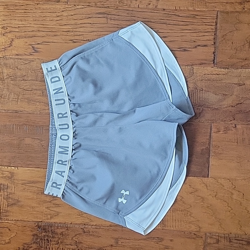 Women's Under Armour Shorts, Size XS